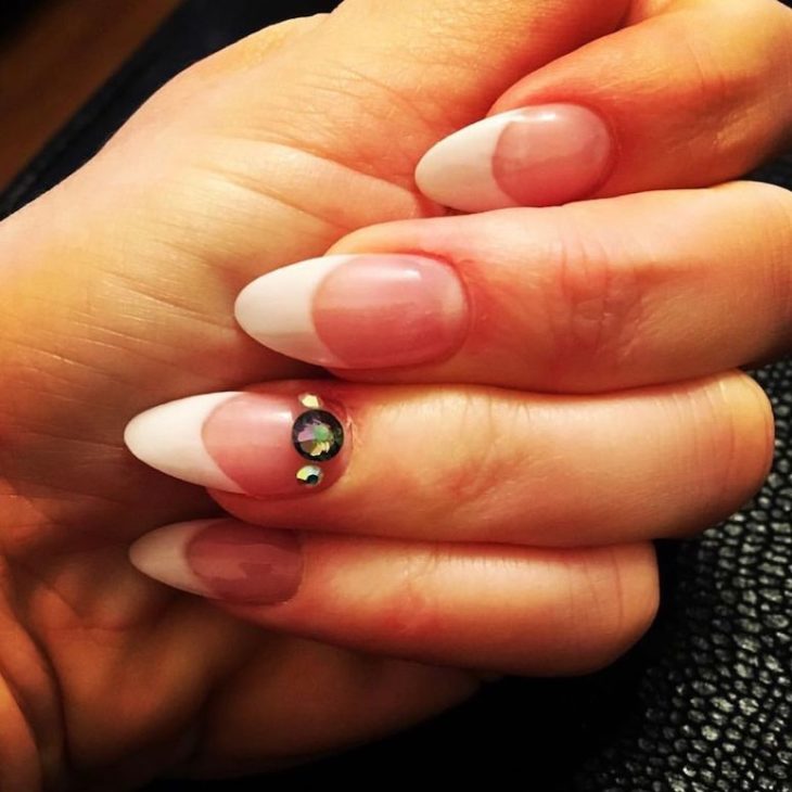 unhas francesinhas 96