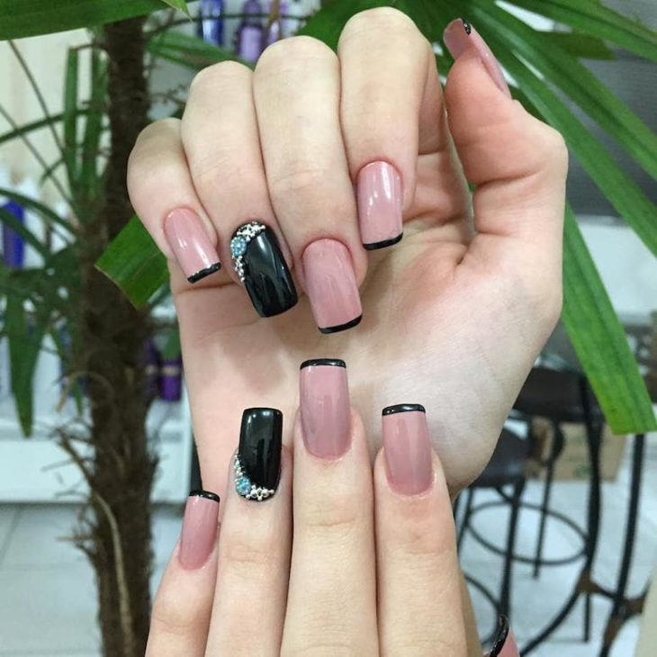 unhas francesinhas 107