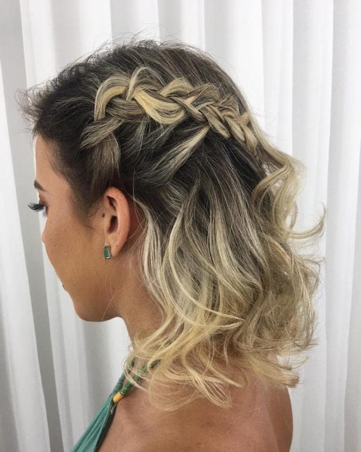 cabelo curto platinado 569