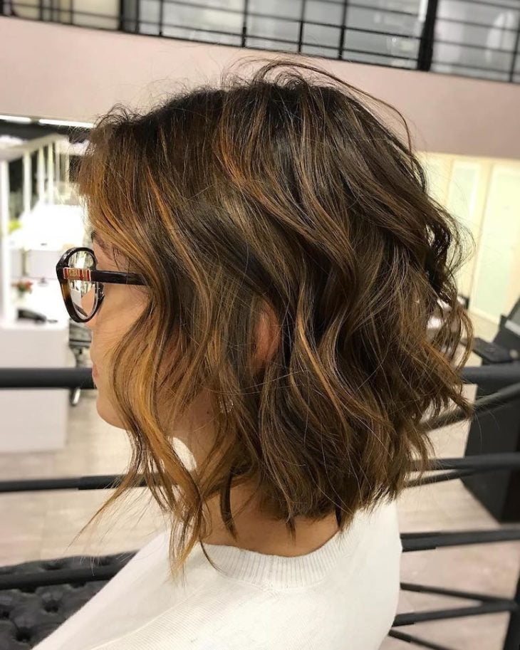 cabelo curto com luzes 121