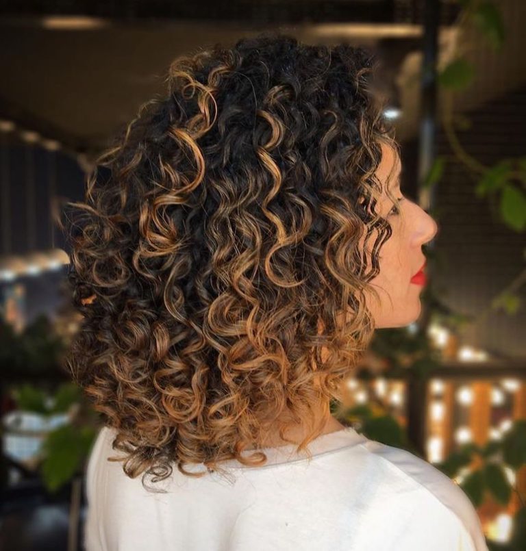 Cabelo curto com luzes: 80 ideias SENSACIONAIS para arrasar no visual