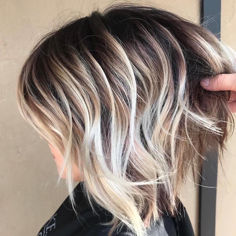 Cabelo curto com luzes: 80 ideias SENSACIONAIS para arrasar no visual