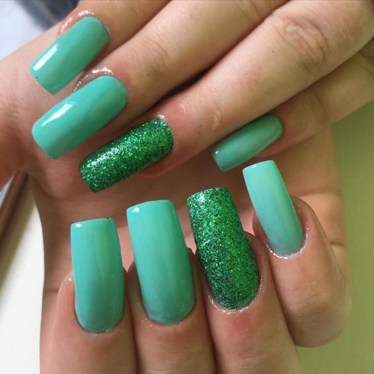 unhas com glitter 52