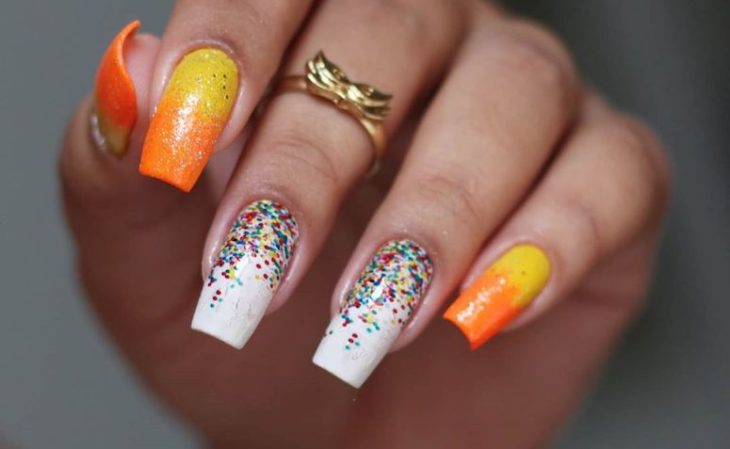 unhas com glitter 47