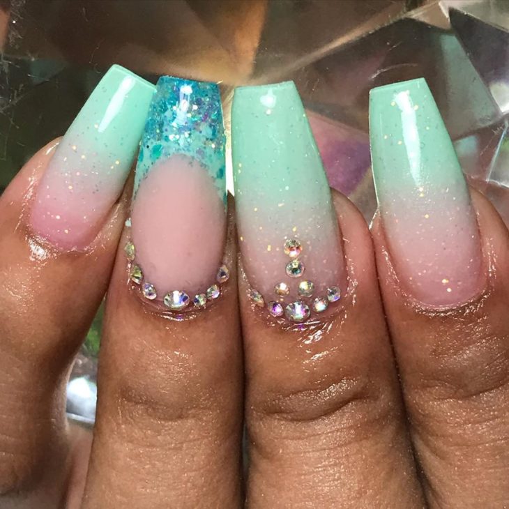 unhas de gel 112