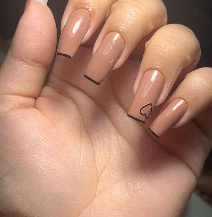 unhas de gel delicadas