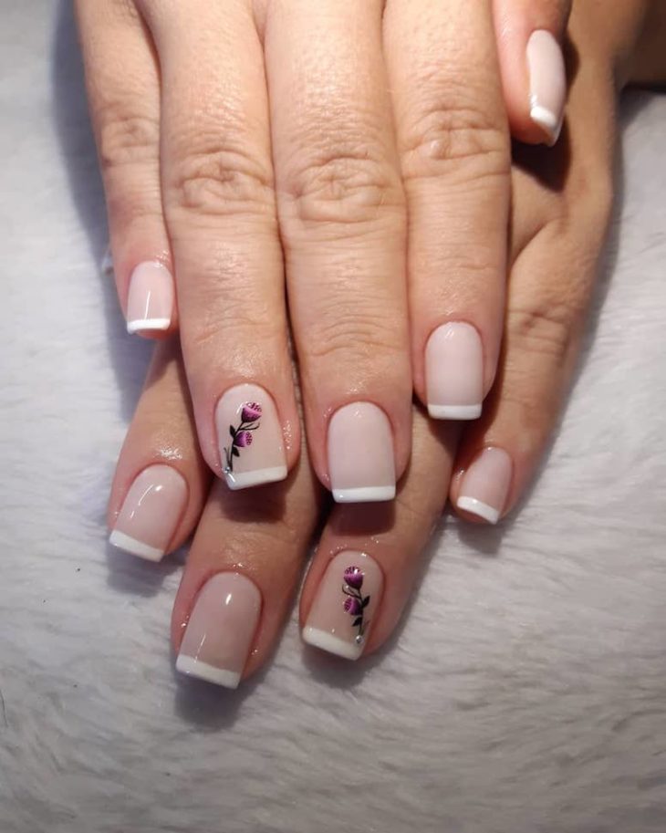 unhas decoradas com flores 154