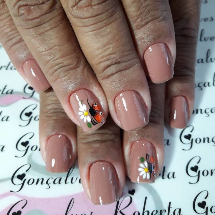 unhas decoradas com flores 188