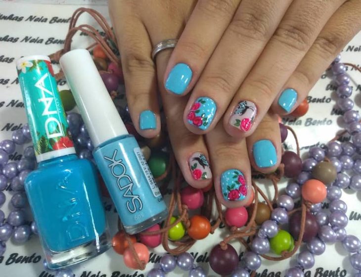 unhas decoradas com flores 198