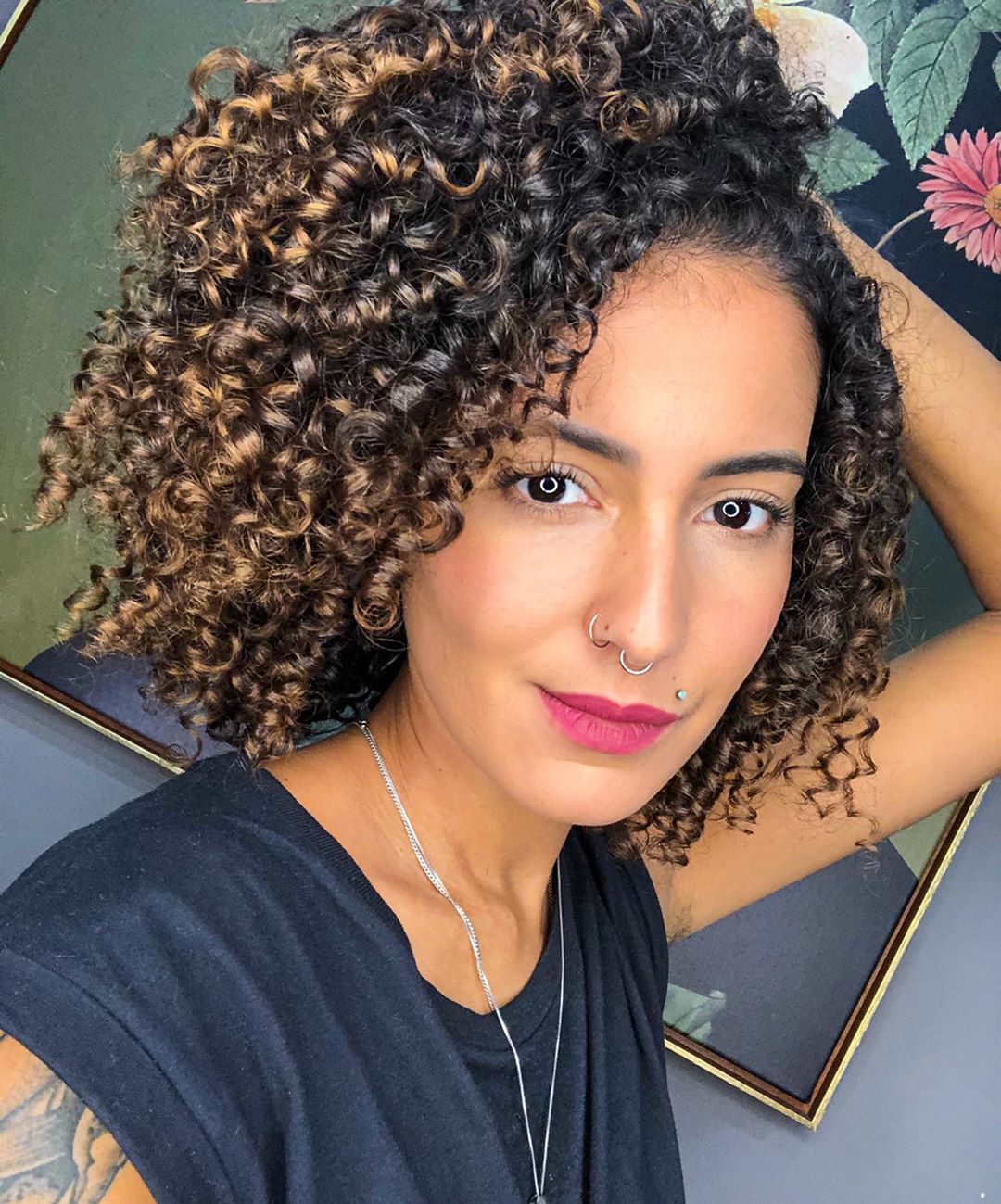 Cabelo cacheado com luzes: 70 imagens de fios mais iluminados