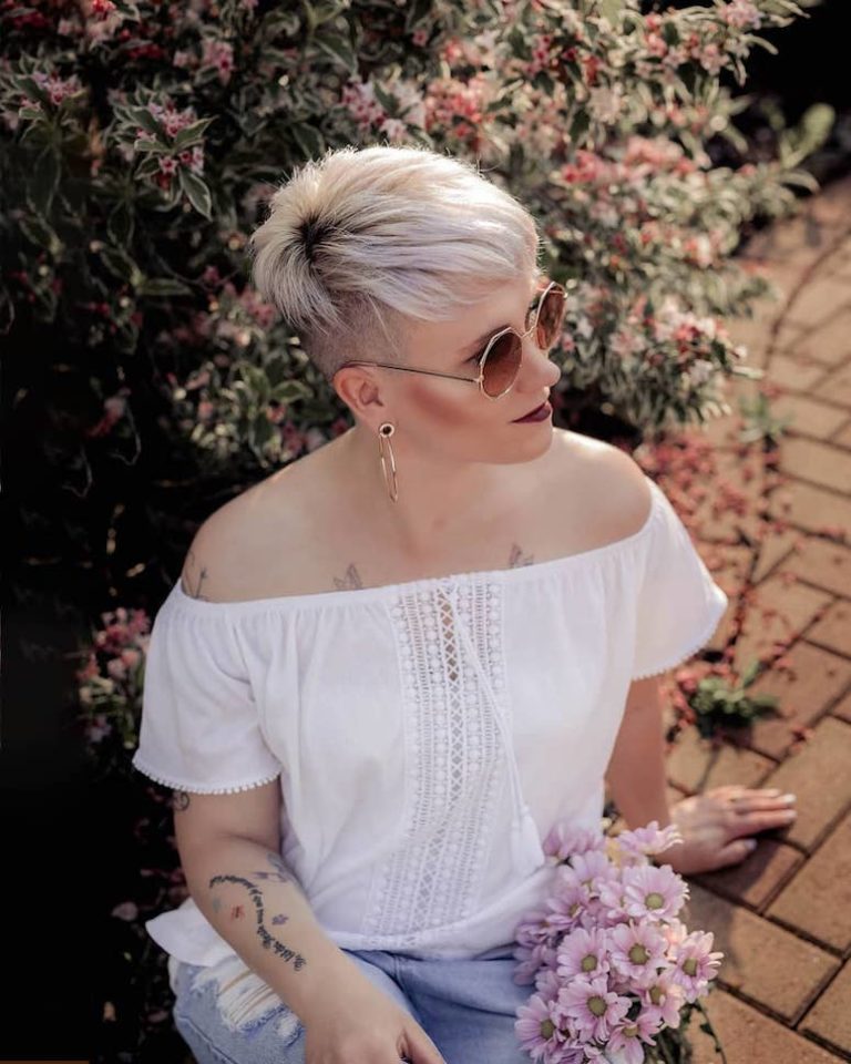Cabelo curto platinado: 70 inspirações lindíssimas para você se apaixonar