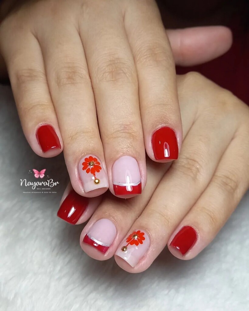 unhas decoradas com pedras