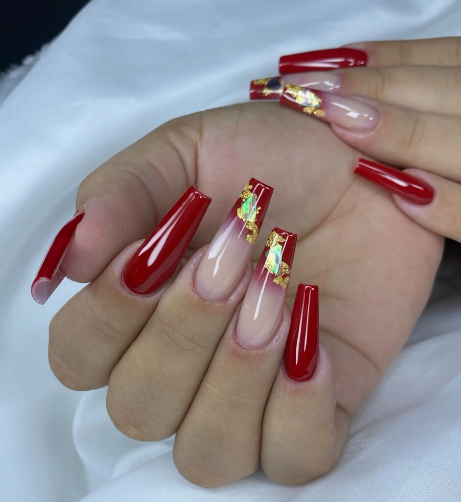 unhas bailarinas vermelhas