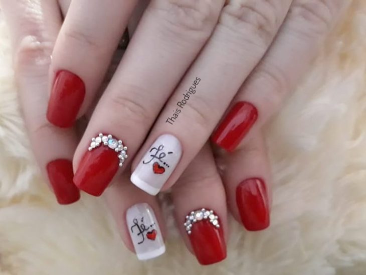Unhas decoradas vermelhas 48