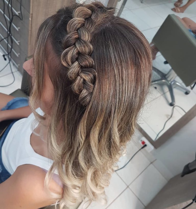 Tiara de trança 30 fotos + tutoriais para arrasar com o penteado