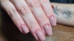 esmalte lilás 44