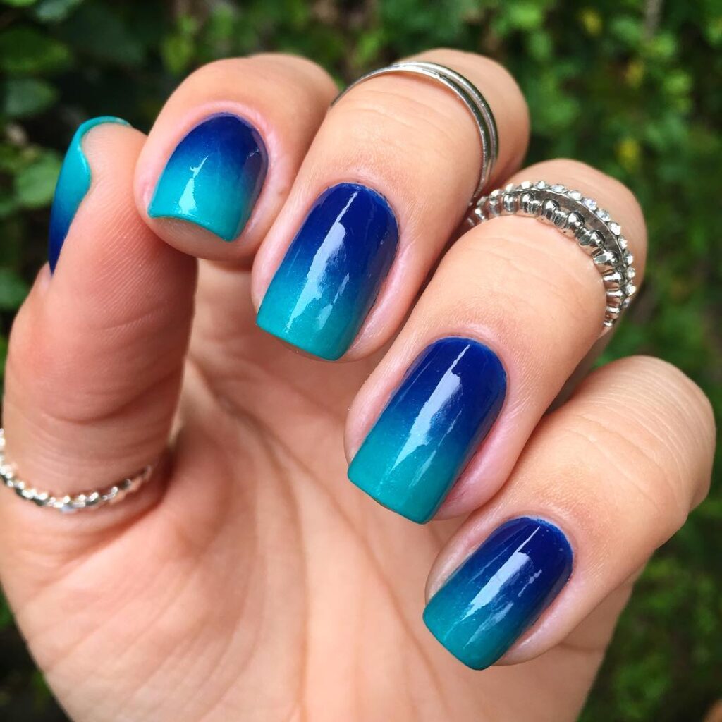 Unhas degradê: 80 FOTOS e passo a passo para apostar nessa nail art