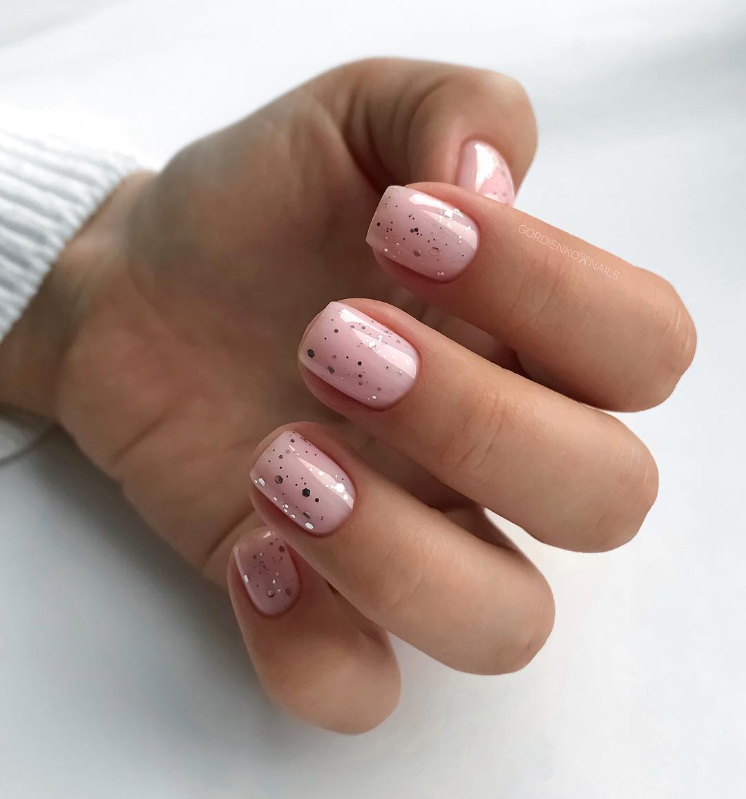 unhas delicadas 55