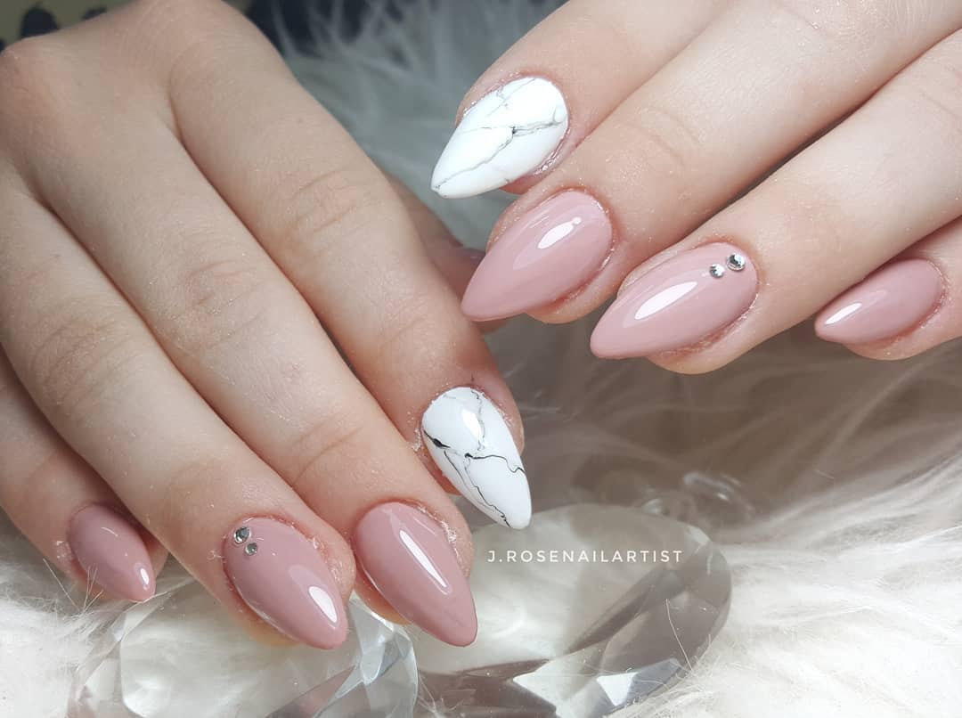 unhas delicadas 83