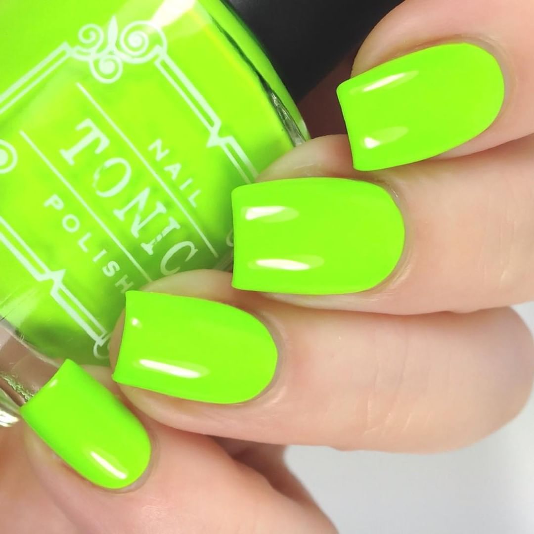 unhas neon 84