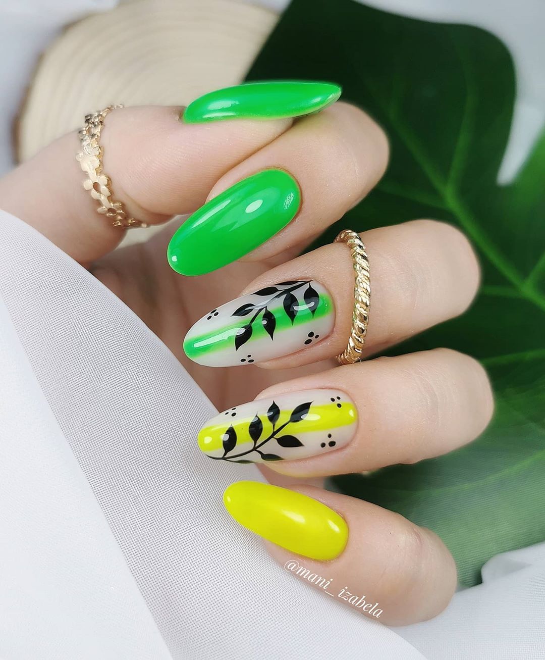 unhas neon 78