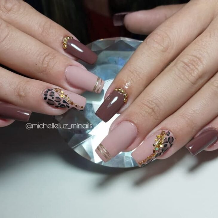 unhas decoradas nude 64