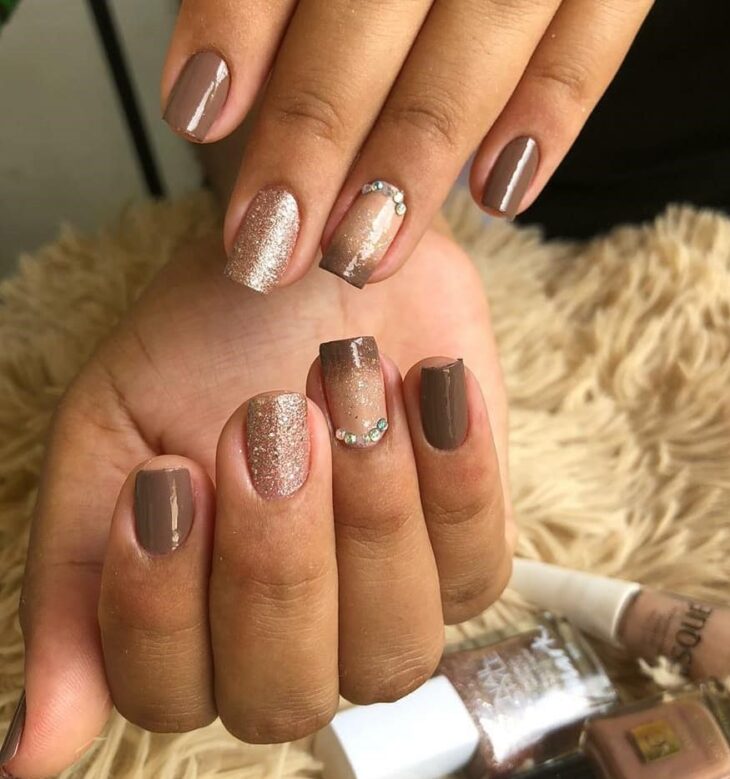 unhas decoradas nude 107