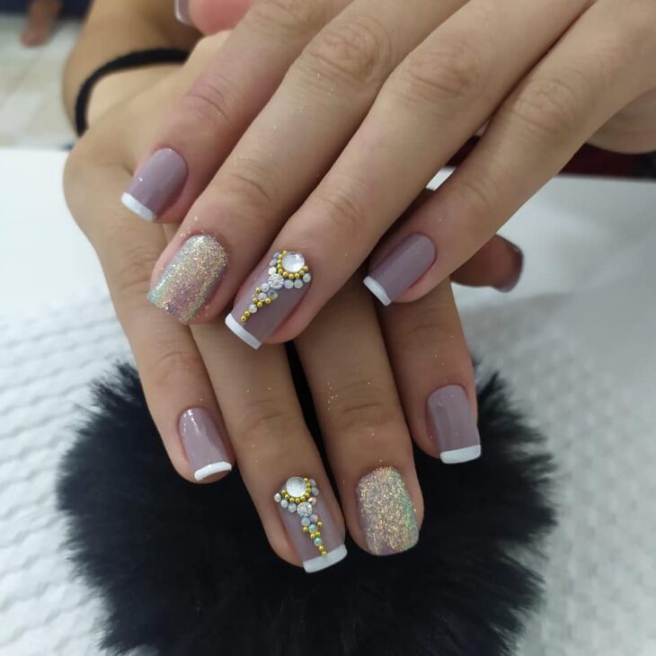 unhas decoradas nude 113