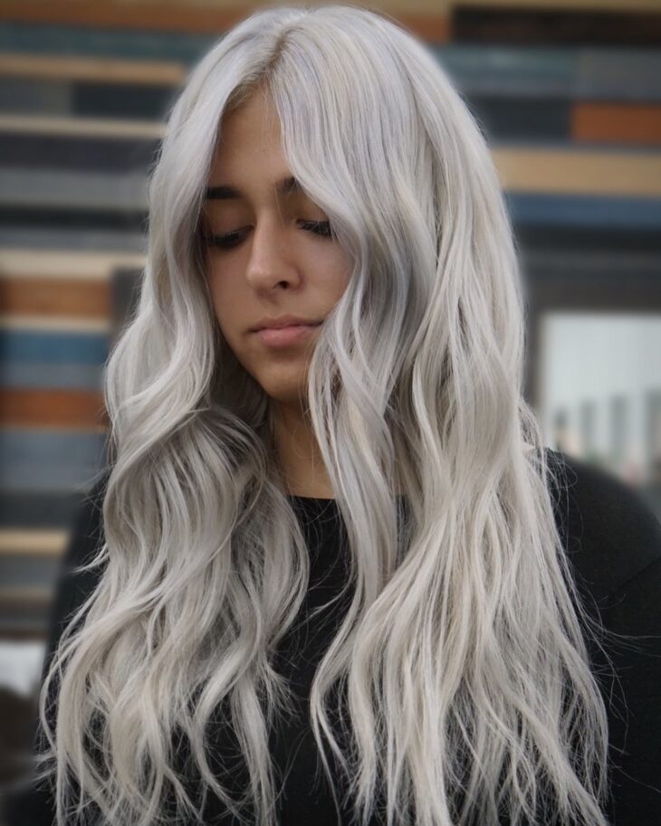loiro acinzentado 48