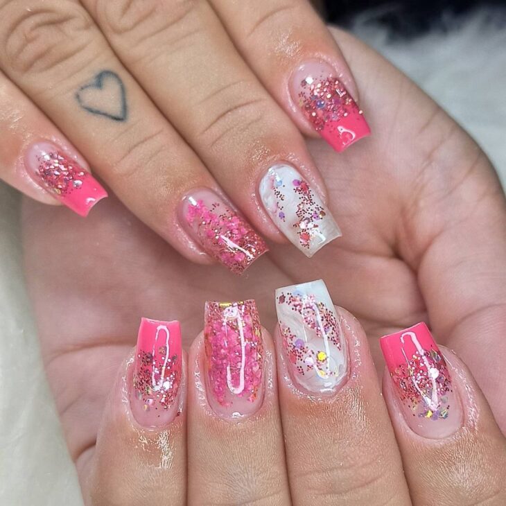 unhas decoradas rosa 126