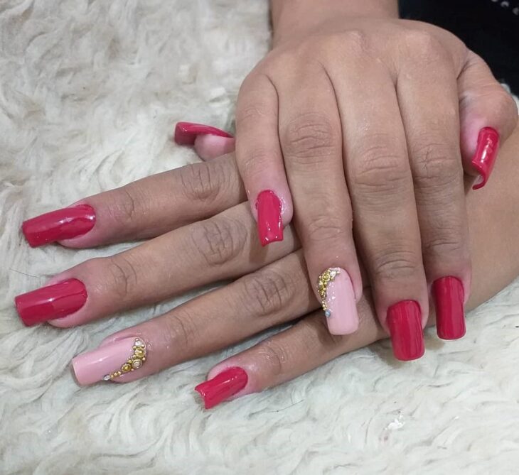 unhas decoradas rosa 102