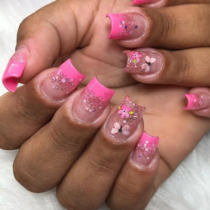 unhas decoradas rosa 182