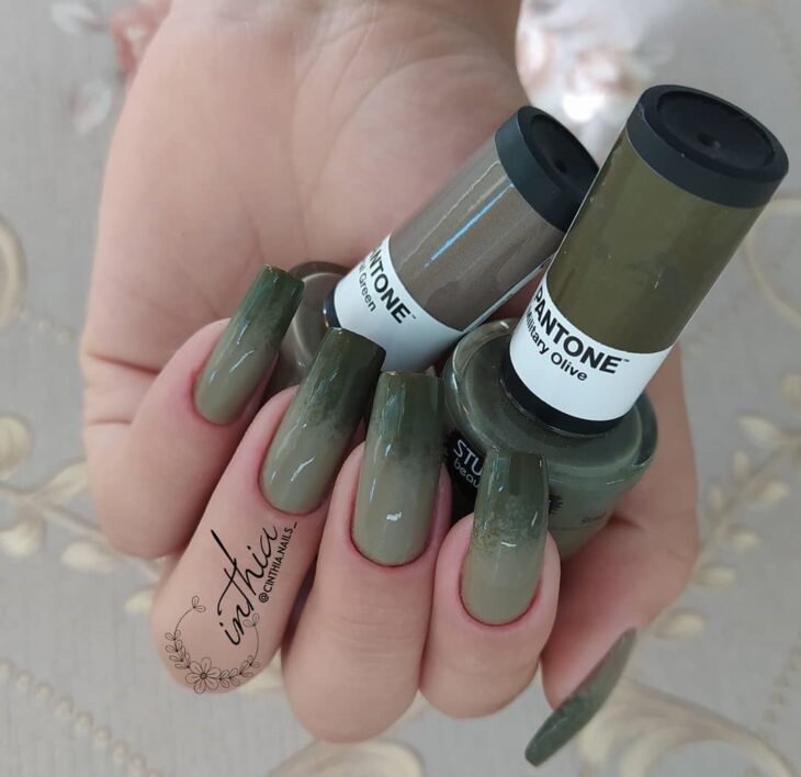 esmalte verde militar 69