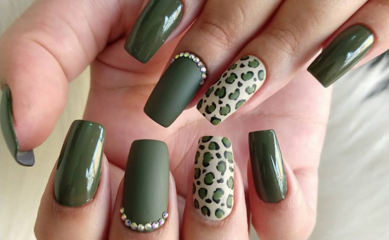 Esmalte verde militar: 35 ideias e tutoriais para unhas incríveis