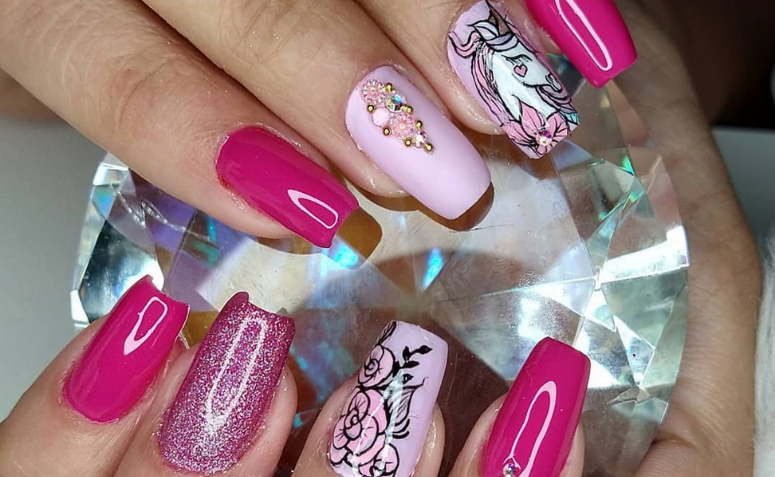 90 unhas decoradas rosa que unem delicadeza e estilo