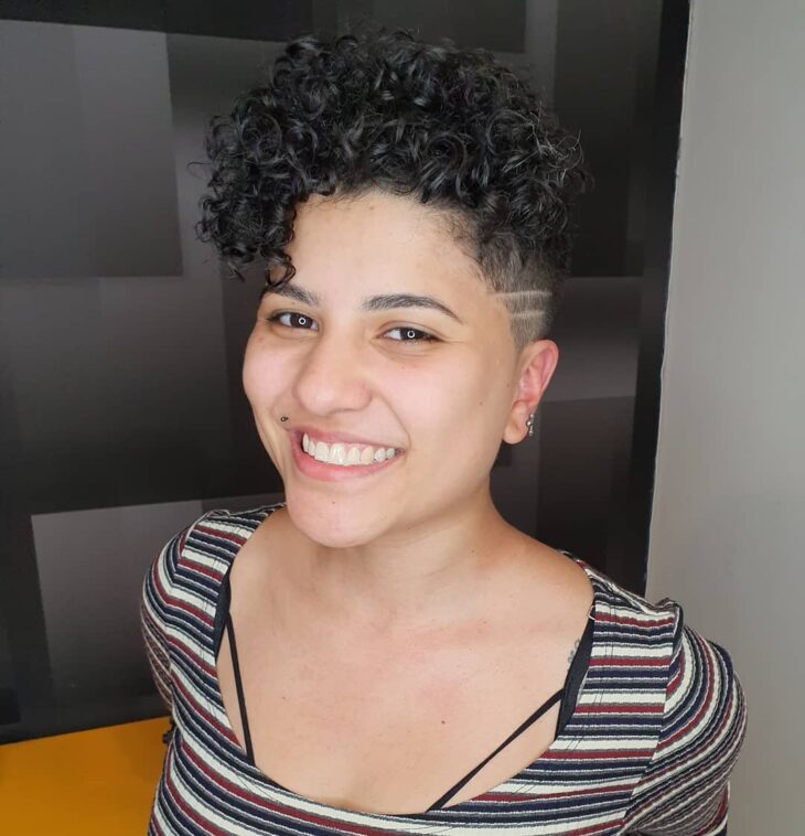 pixie cut cacheado 79