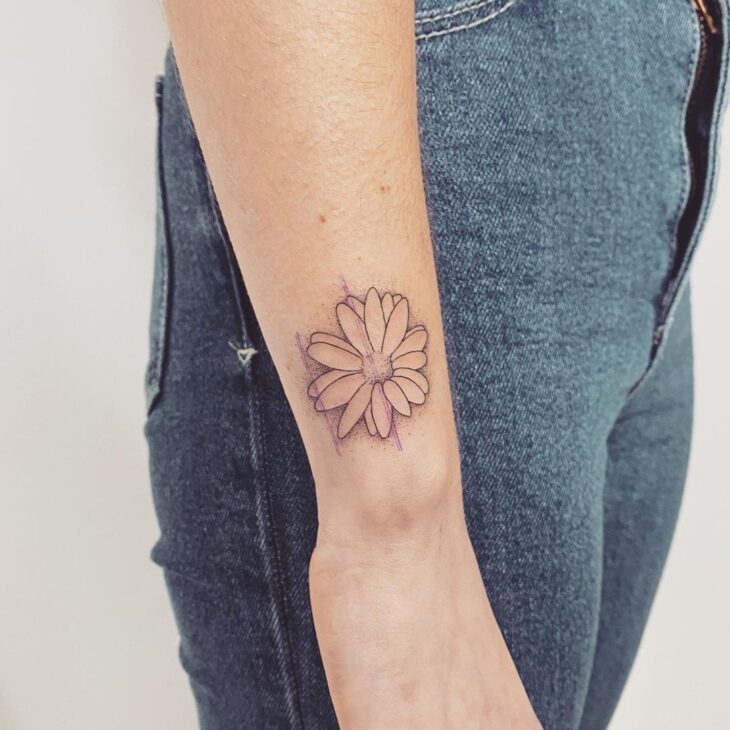 Tatuagem de flor pequena 82