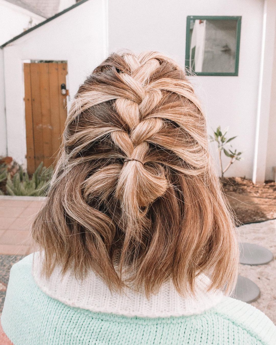 Tranças para cabelo curto: fotos e vídeos para inovar sempre no visual