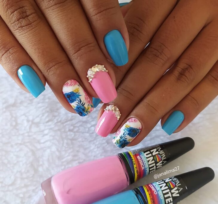 unhas decoradas azul 77