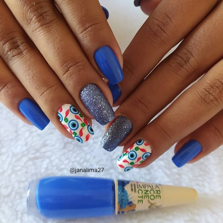 unhas decoradas azul 86