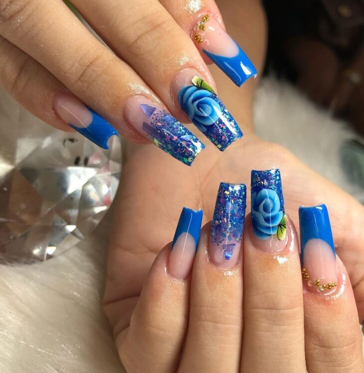 unhas decoradas azul 69