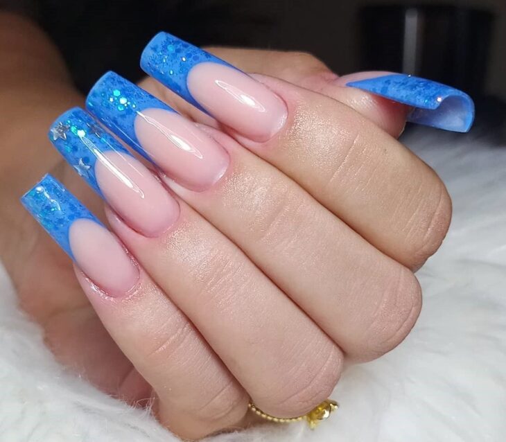 unhas decoradas azul 103