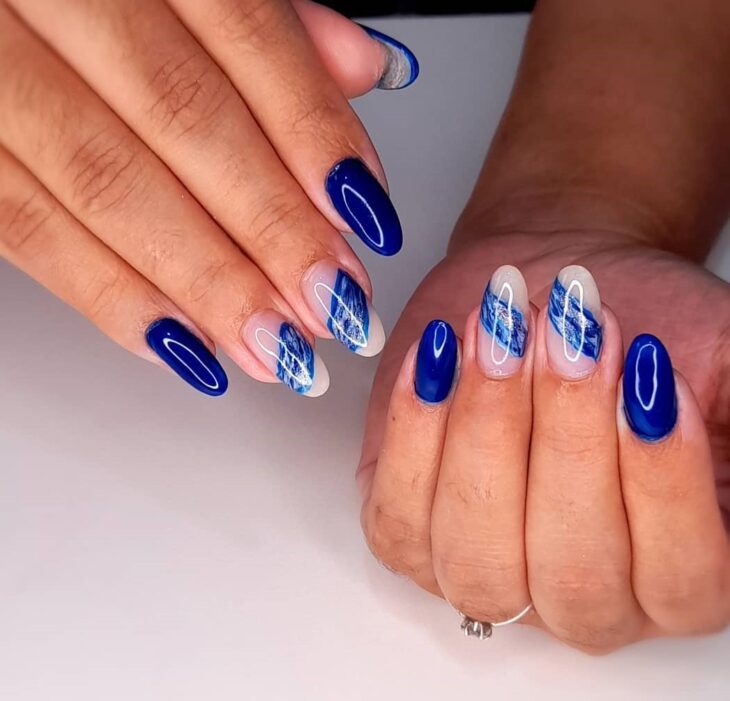 unhas decoradas azul 74