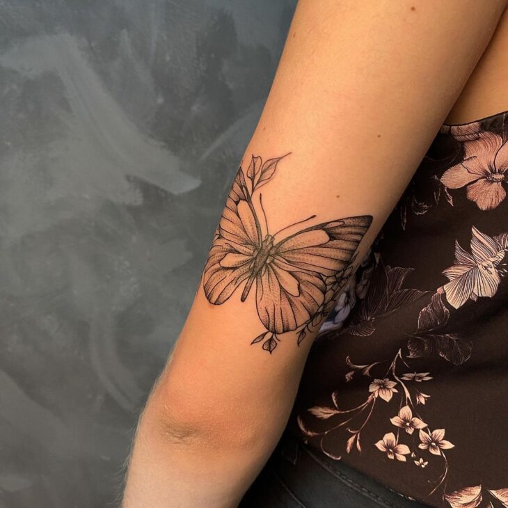 tatuagem de borboleta 232