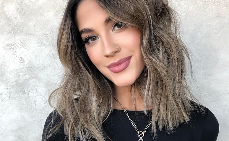 30 fotos de cabelo castanho acinzentado para realçar sua beleza