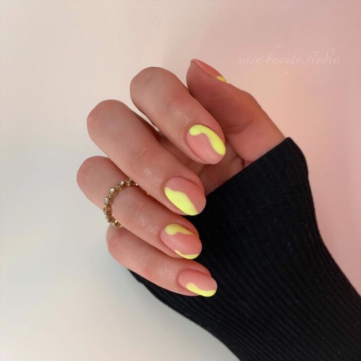 esmalte amarelo 118