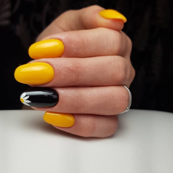 esmalte amarelo 68