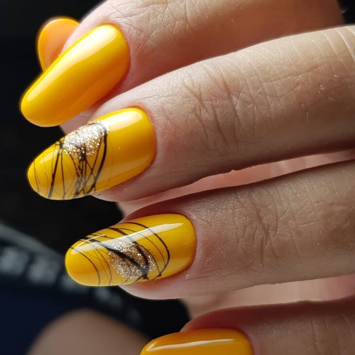 esmalte amarelo 80