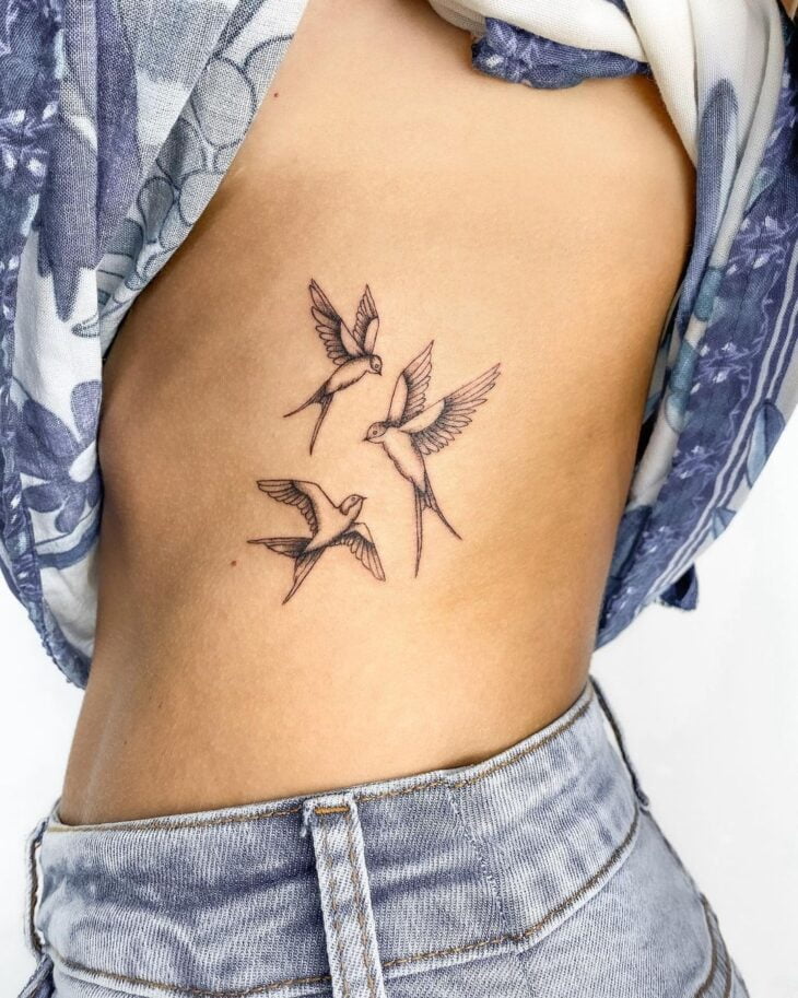 Tatuagem de pássaros 96