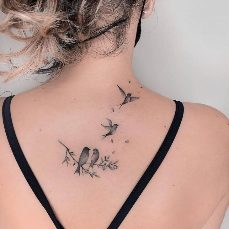 Tatuagem de pássaros 82